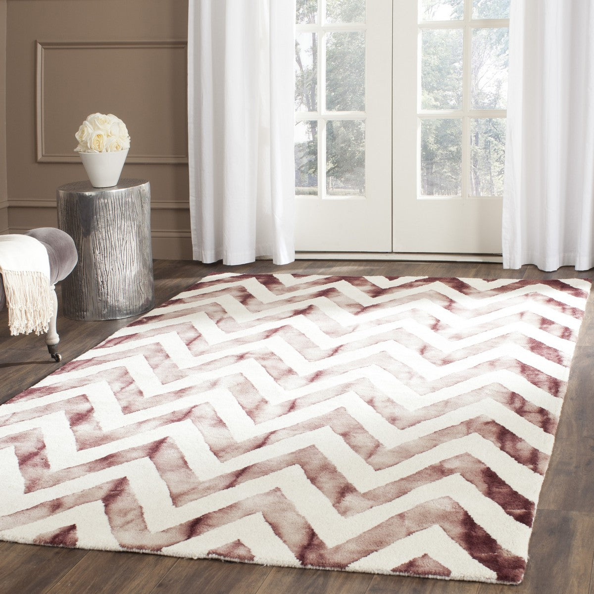 Safavieh Clearance Dip Dyes DDY715I Ivory Rug