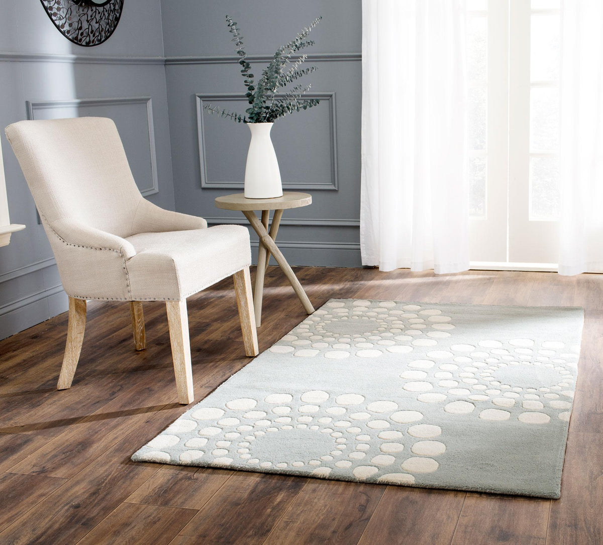 Safavieh Clearance Sohos SOH788D Grey Rug