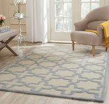 Safavieh Clearance Cambridge CAM125F Ivory Rug