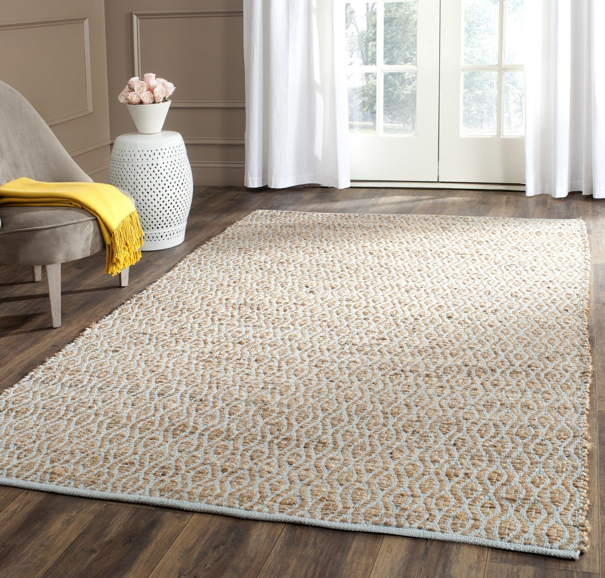 Safavieh Clearance Cape Cod CAP821J Silver Rug
