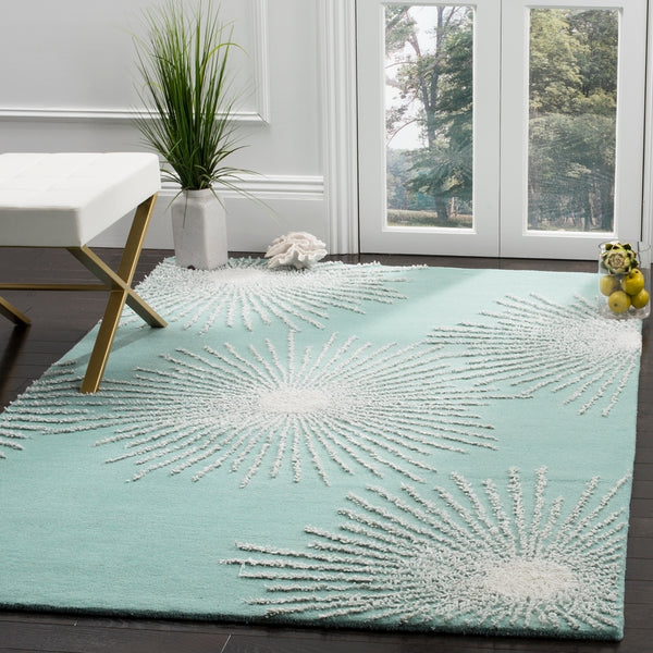 Safavieh Clearance Sohos SOH712T Light Blue Rug