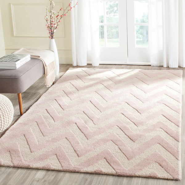 Safavieh Clearance Cambridge CAM139M Light Pink Rug
