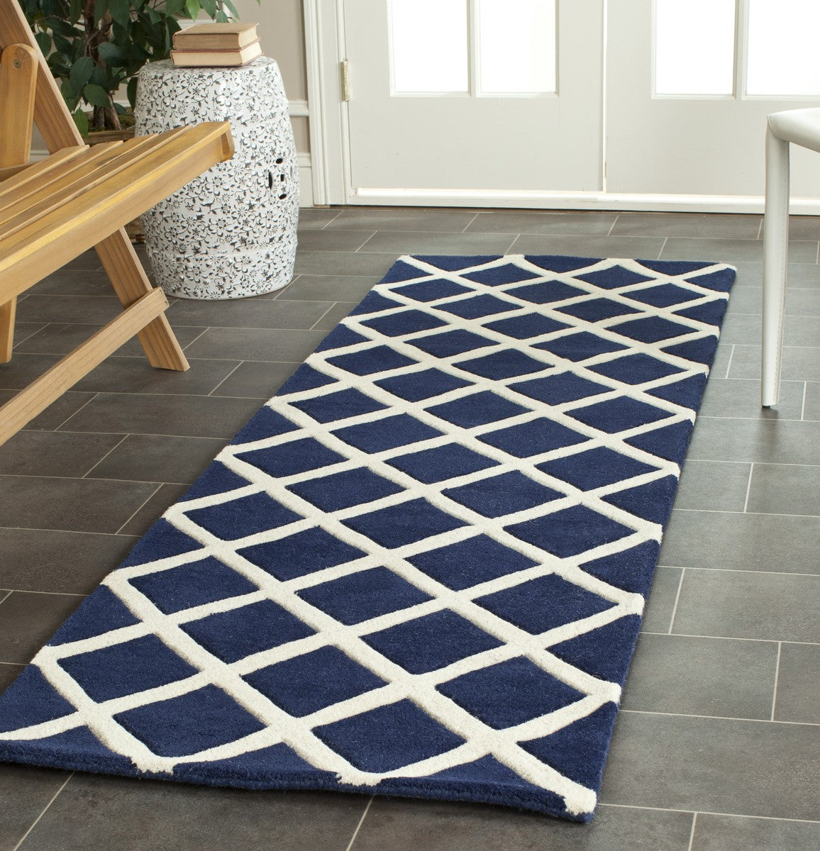 Safavieh Clearance Chatham CHT718C Navy Rug