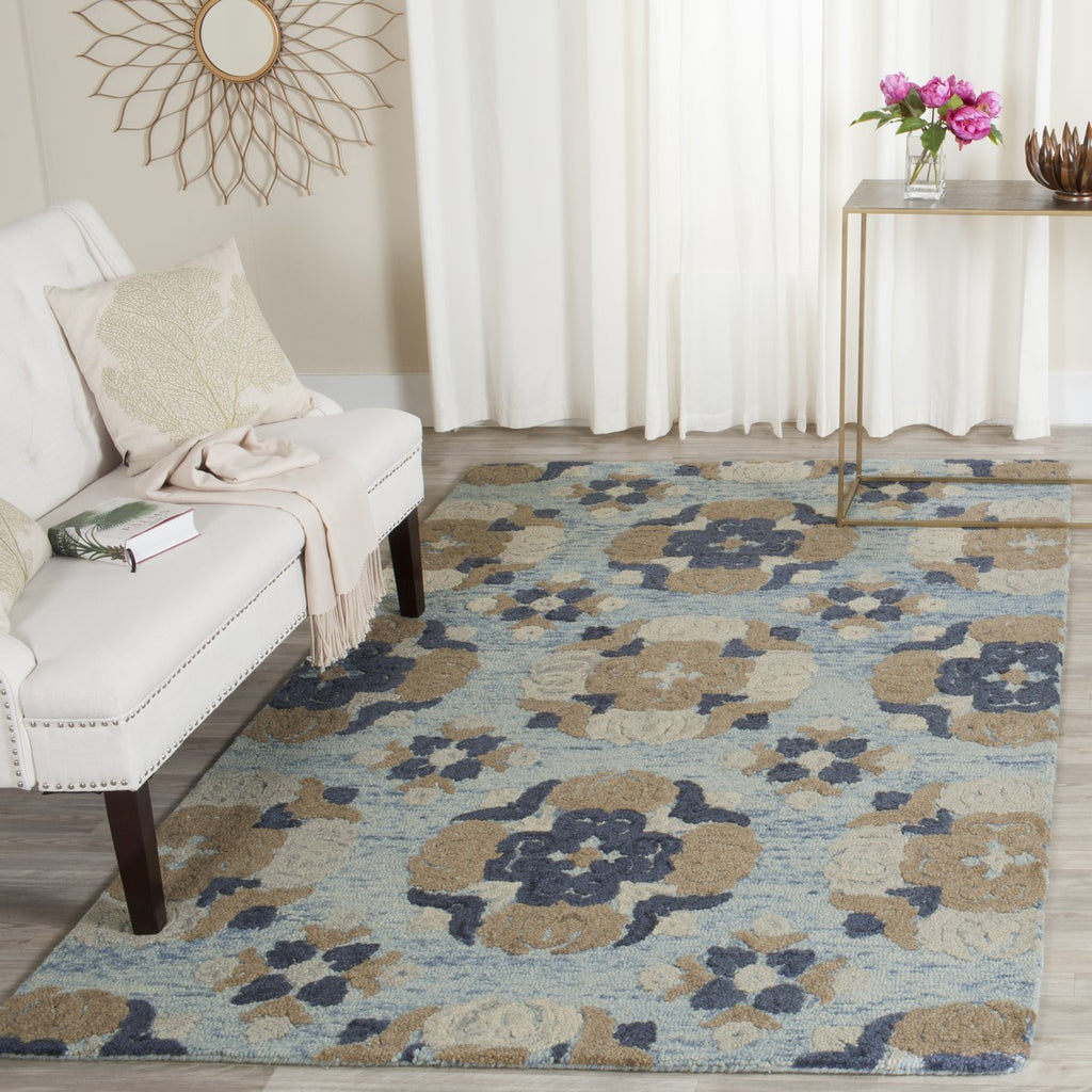 Safavieh Clearance Blossom BLM403B Light Blue Rug