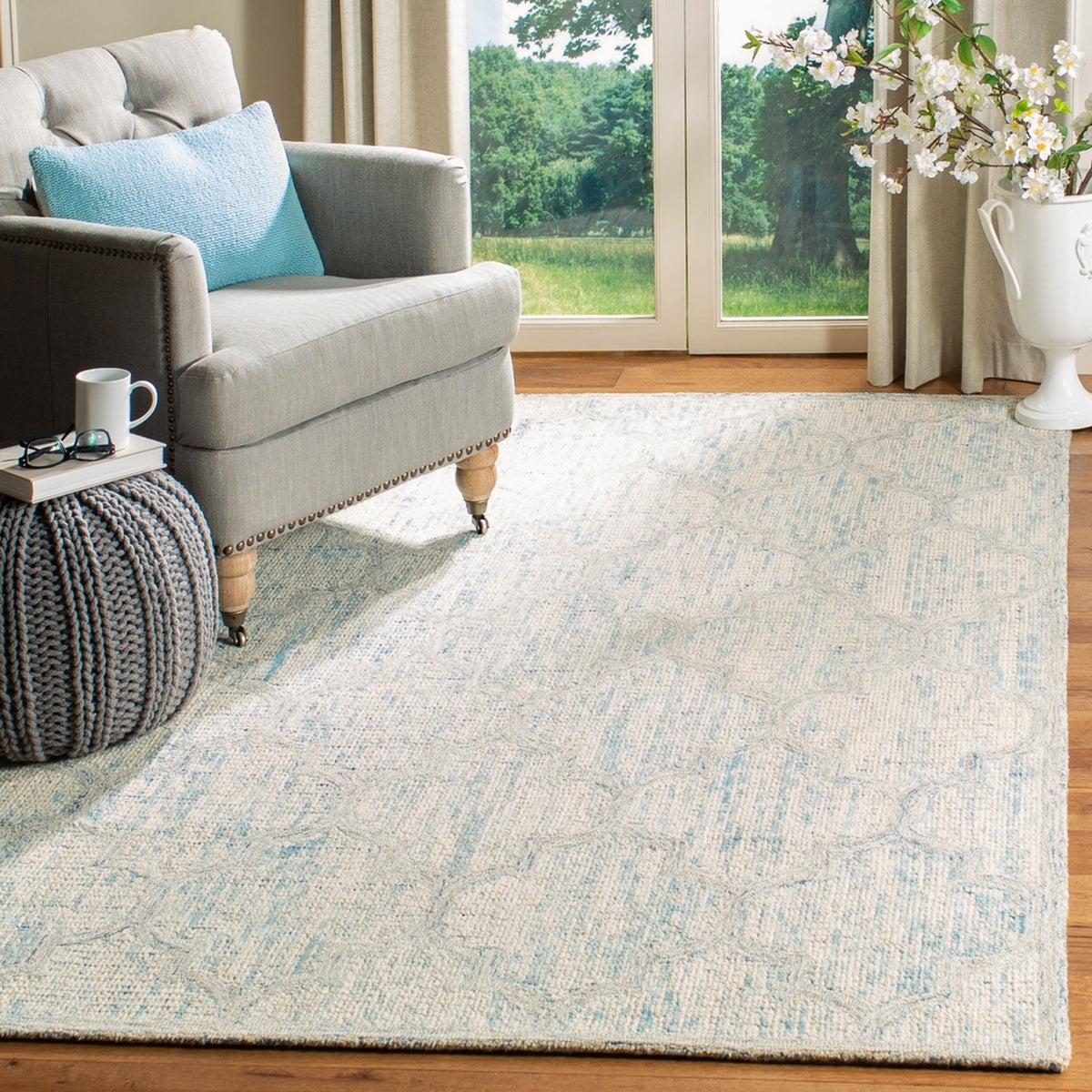safavieh clearance abstract abt474b ivory lightblue rug