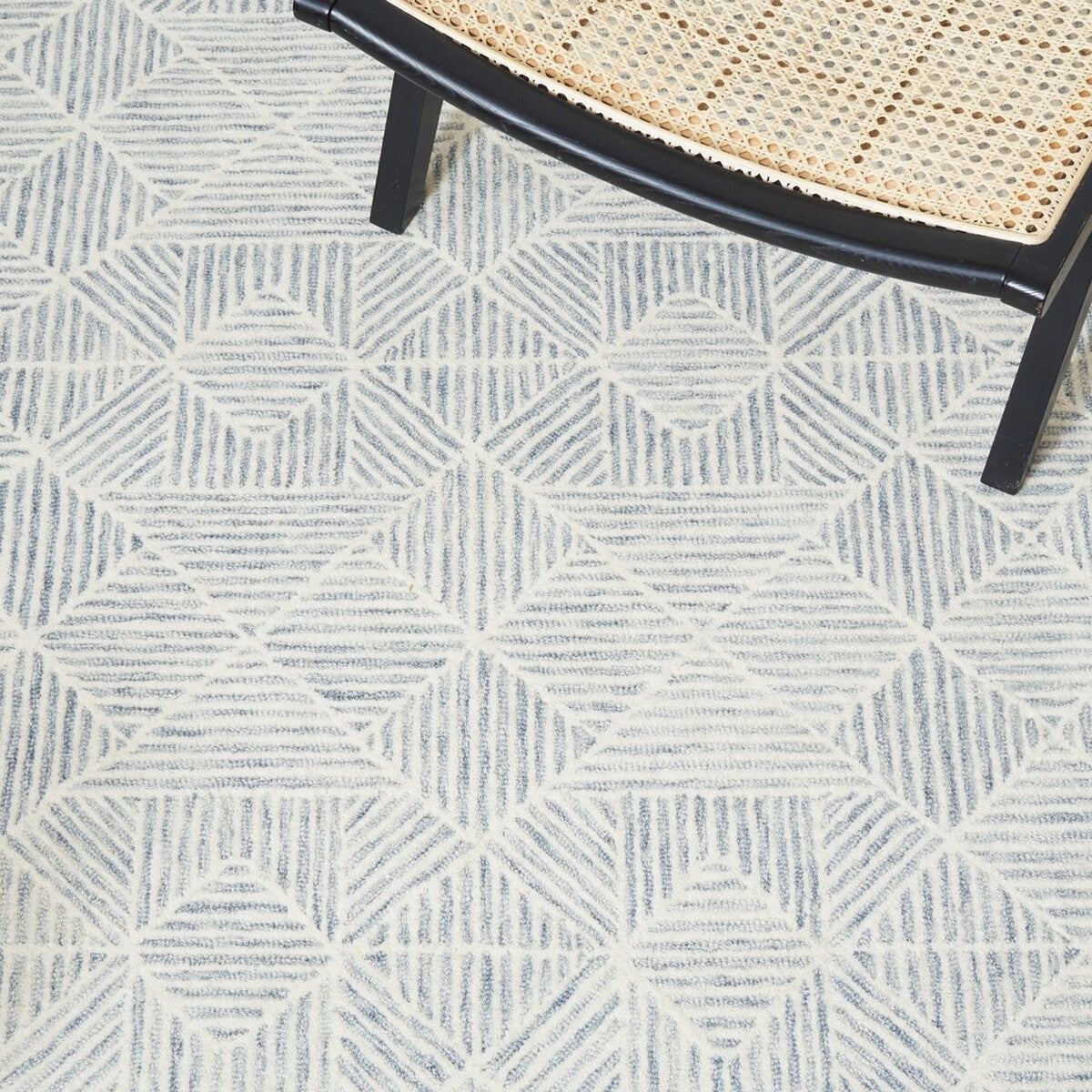 safavieh clearance abstract abt763f grey rug