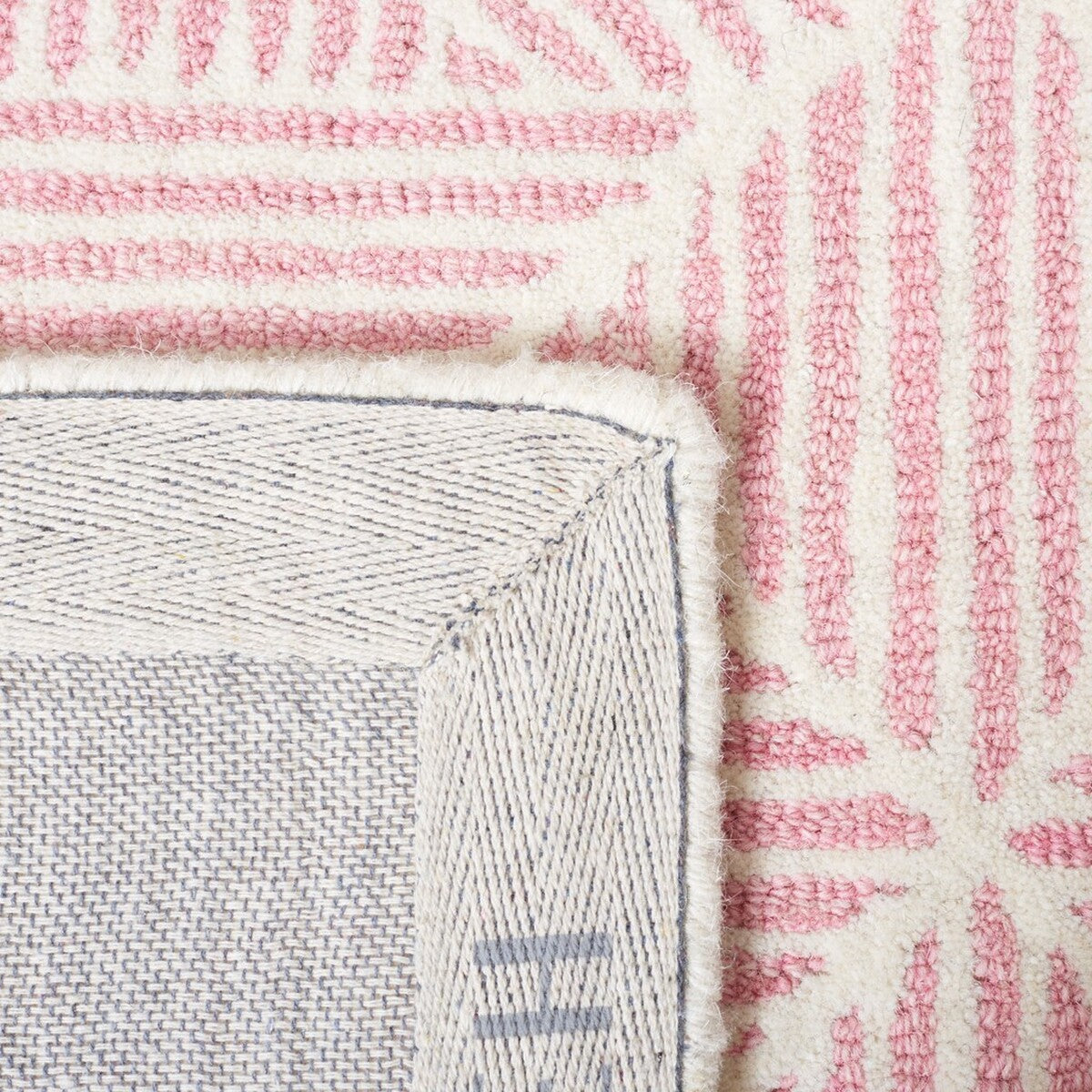 safavieh clearance abstract abt763u pink rug