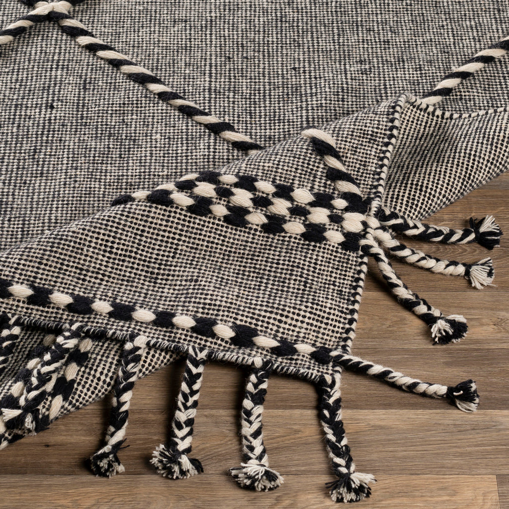 surya apache apa 2306 black rug