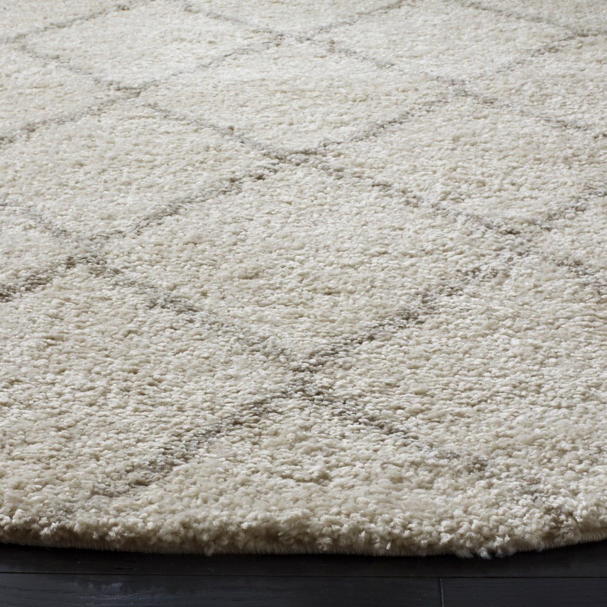 safavieh clearance arizona shag asg742a ivory rug