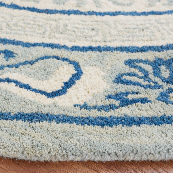safavieh clearance antiquity at860l light blue rug