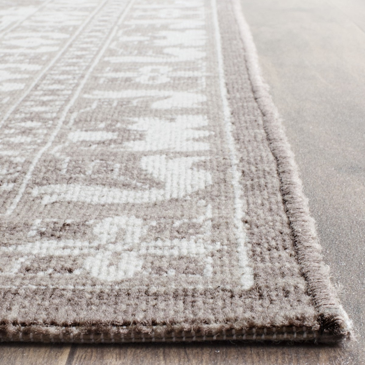 safavieh clearance artisan atn320p brown rug