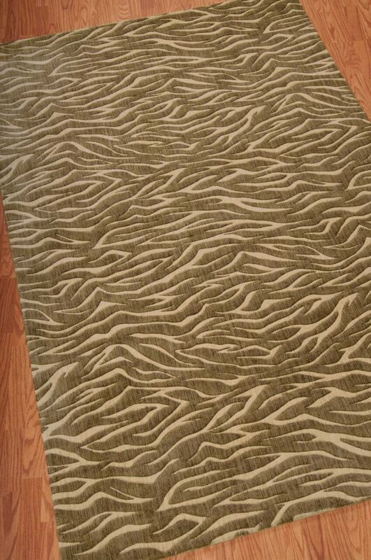 Nourison Clearance Cosmopolitan CS29 Chocolate Rug