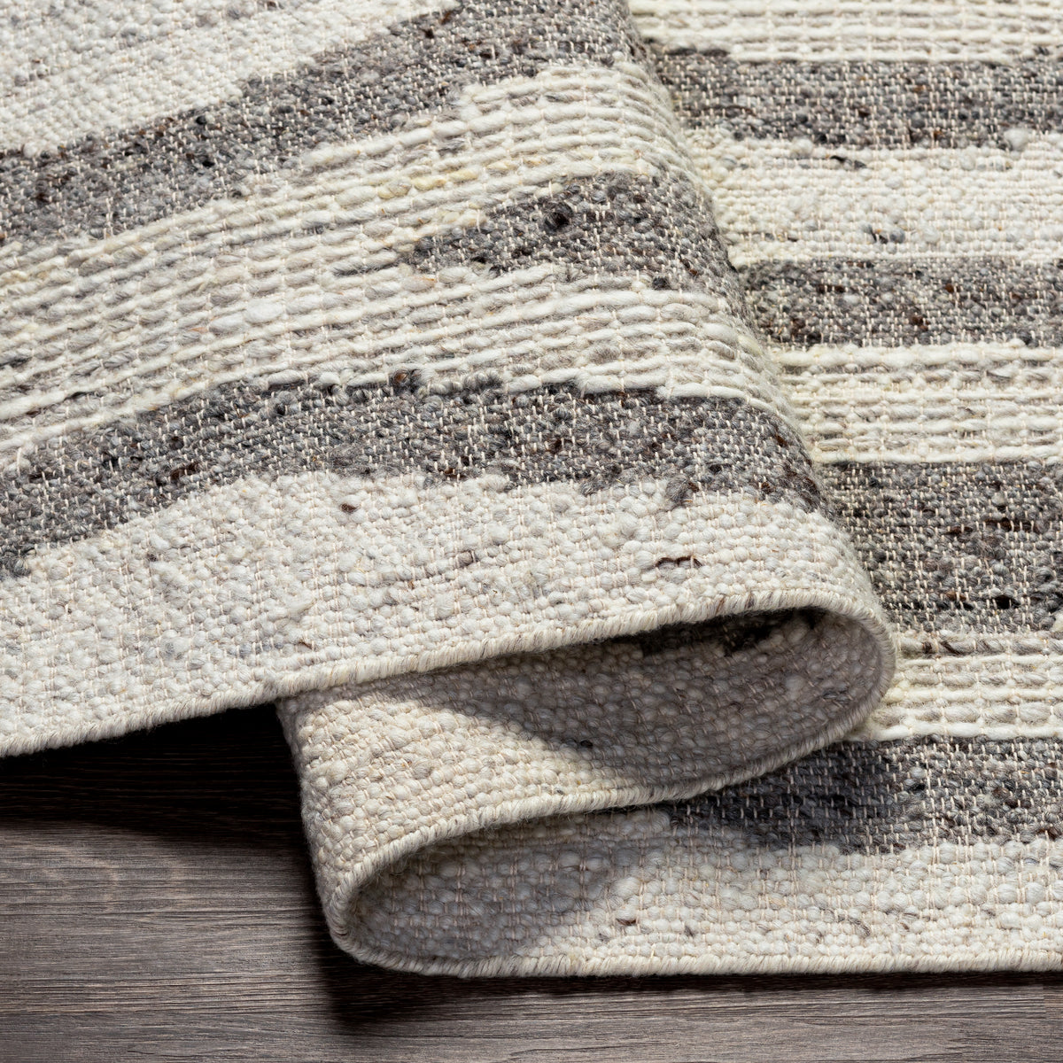 surya bremen ben 2303 cream rug
