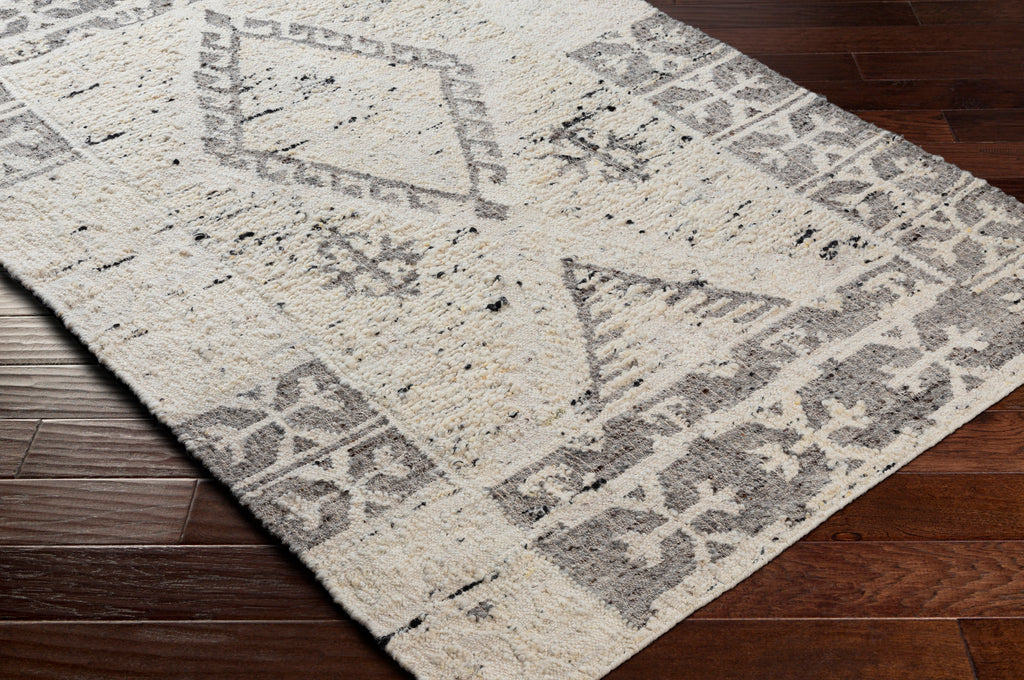 surya bremen ben 2304 cream rug