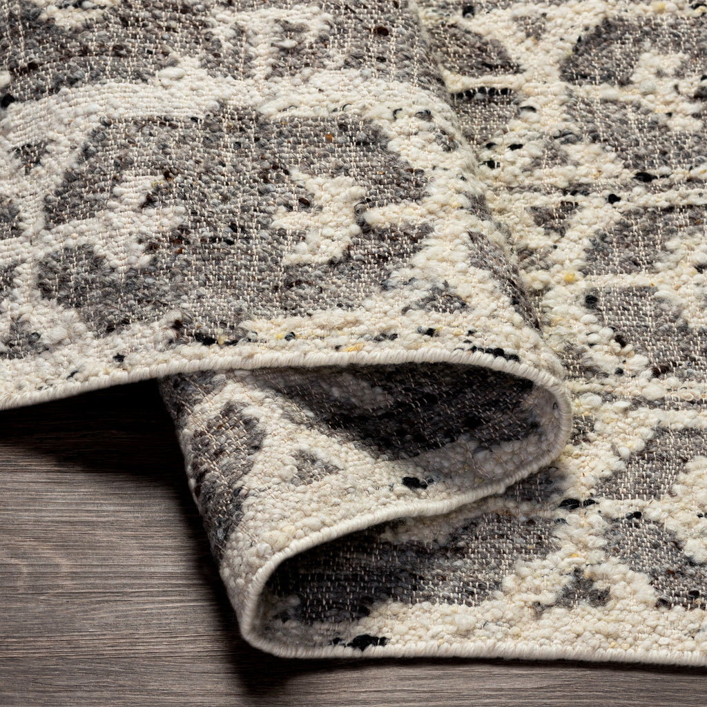 surya bremen ben 2304 cream rug