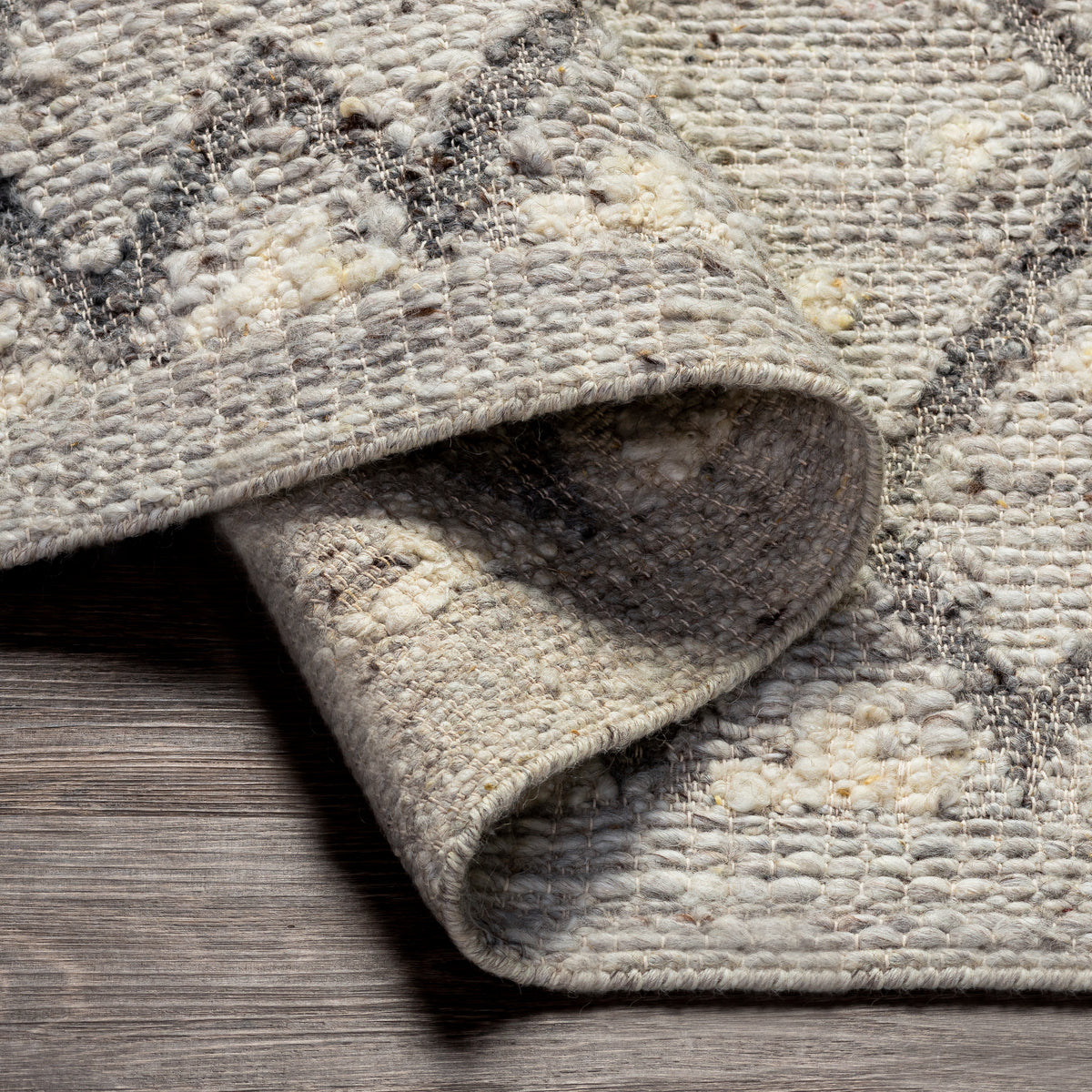 surya bremen ben 2305 light gray rug