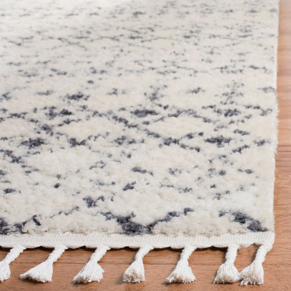safavieh clearance berber fringe shag bfg516a cream rug