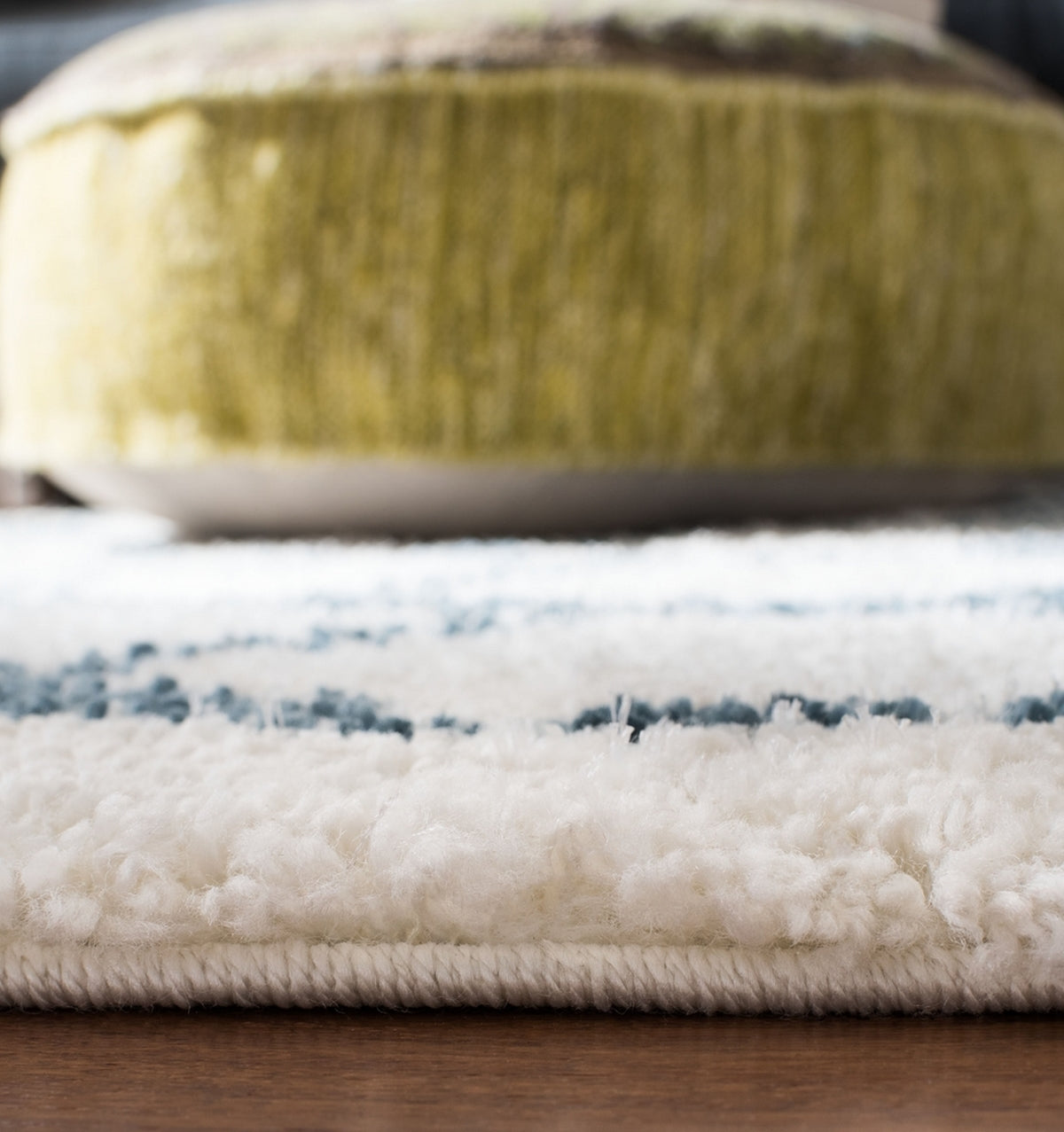 safavieh clearance berber fringe shag bfg524a cream rug
