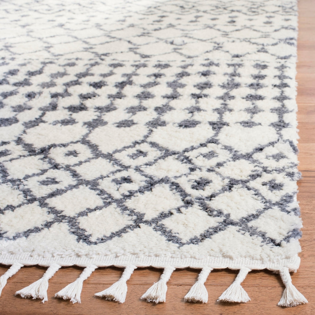 safavieh clearance berber fringe shag bfg540a cream rug