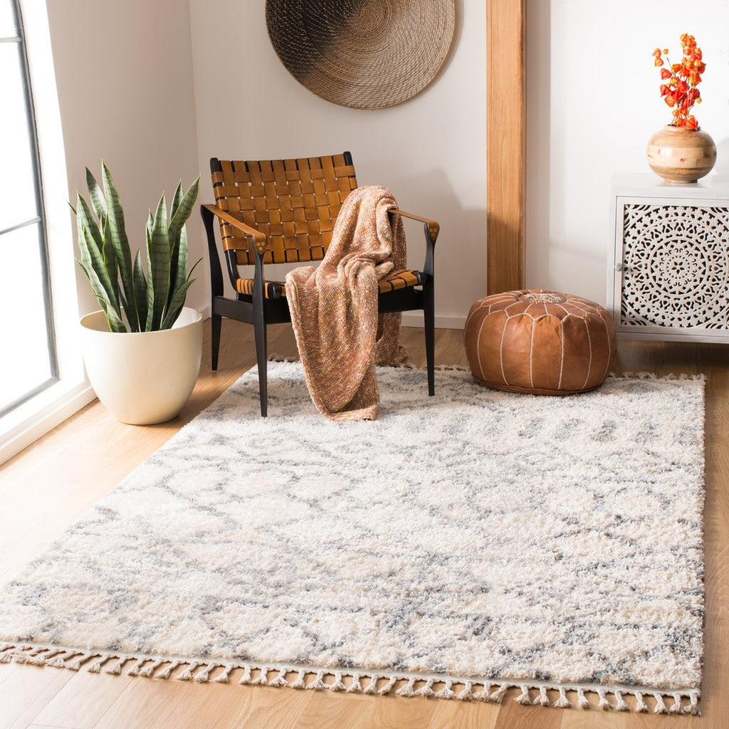 safavieh clearance berber fringe shag bfg626a cream rug