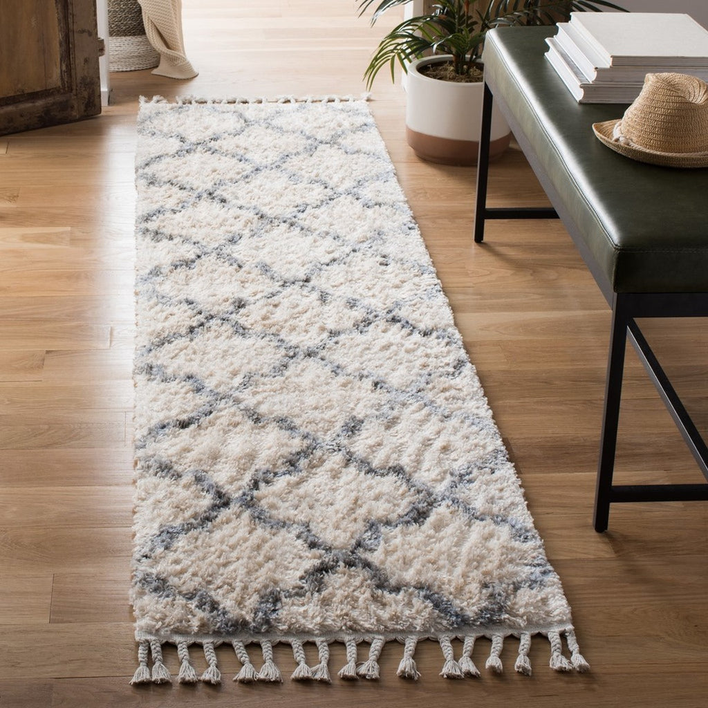 safavieh clearance berber fringe shag bfg627a cream rug