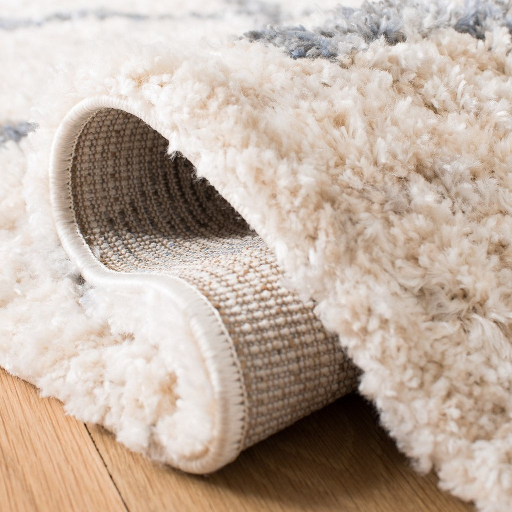 safavieh clearance berber fringe shag bfg627a cream rug