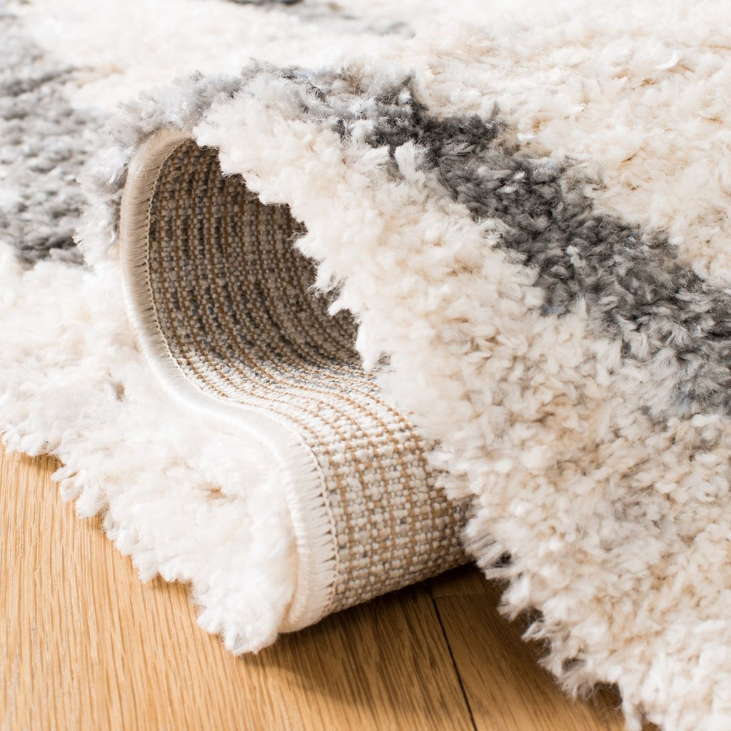 safavieh clearance berber fringe shag bfg628b creme rug