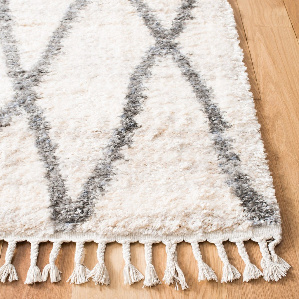 safavieh clearance berber fringe shag bfg628b creme rug