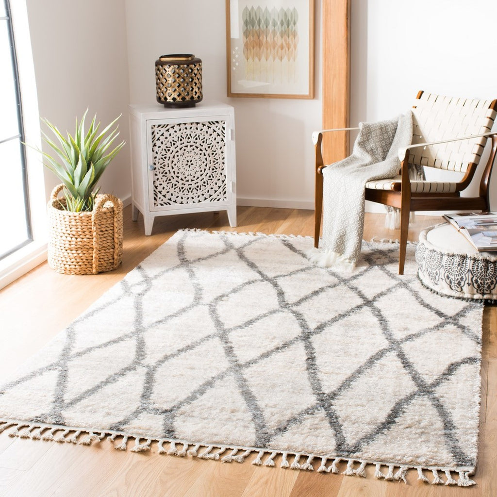 safavieh clearance berber fringe shag bfg628b creme rug