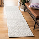 safavieh clearance blossom blm113g silver rug