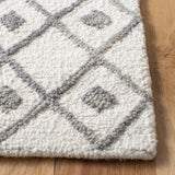 safavieh clearance blossom blm115a ivory rug