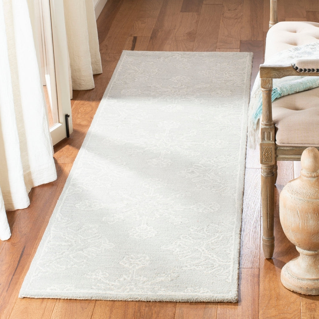 safavieh clearance blossom blm950a light beige rug