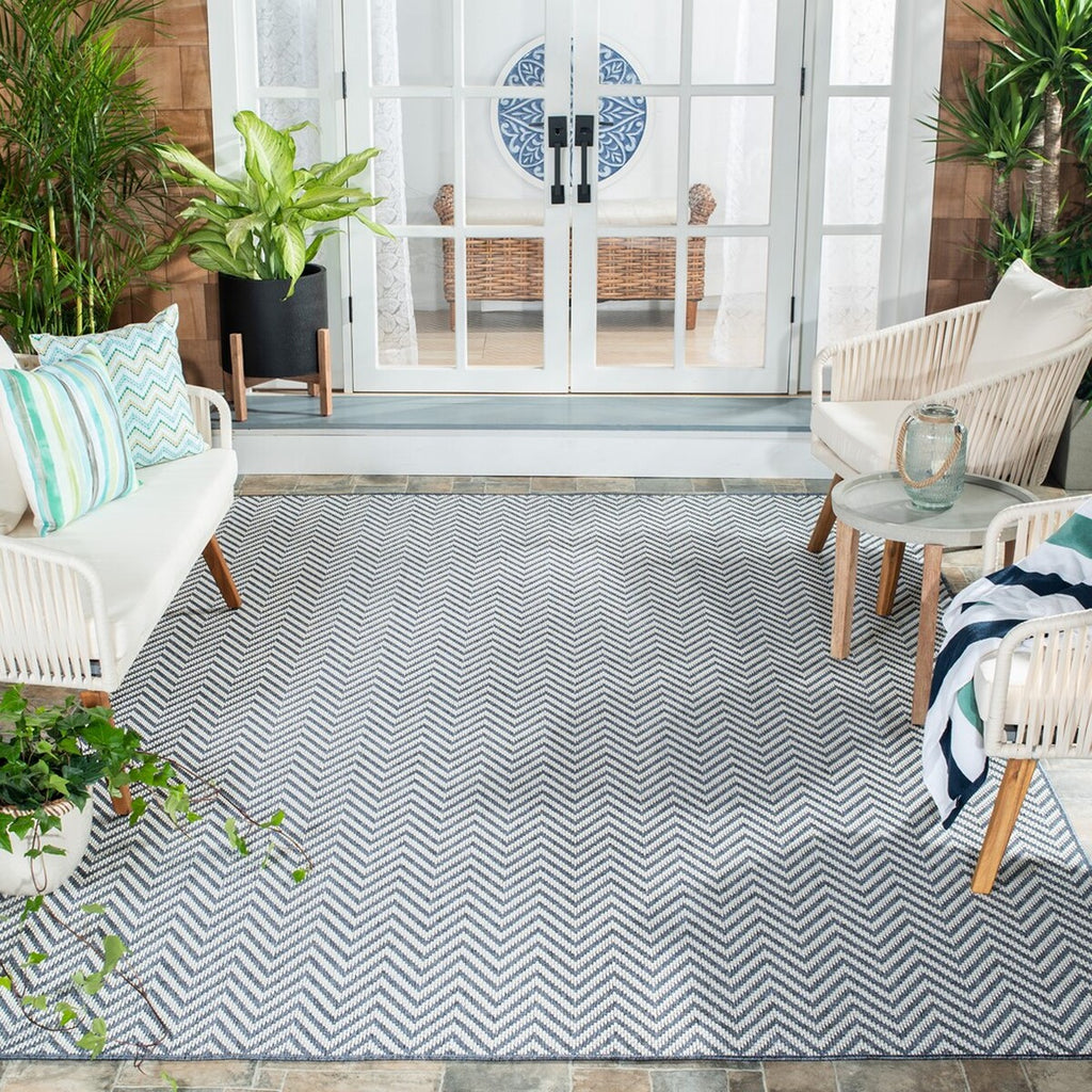 safavieh clearance bermuda bmu812a light blue rug