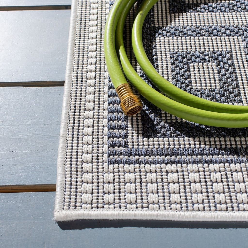 safavieh clearance bermuda bmu820a ivory rug