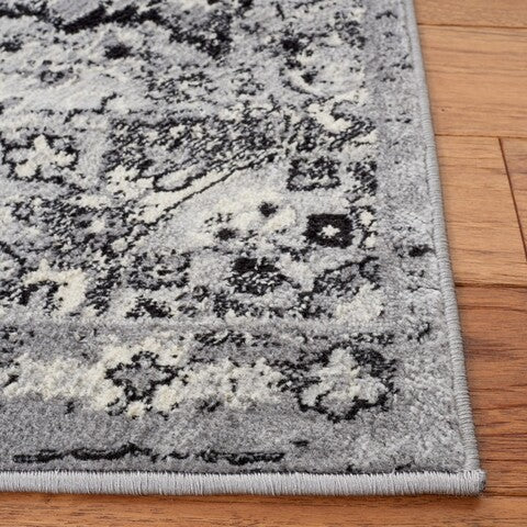 Safavieh Clearance Brentwood BNT802G Silver Rug