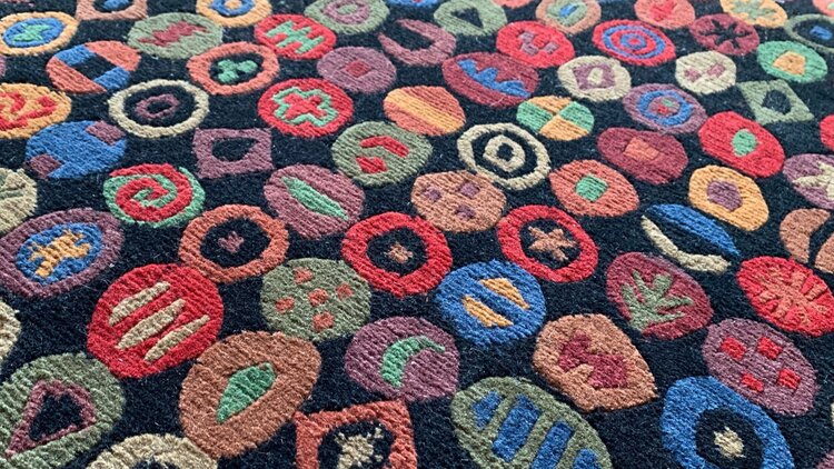 Tibet Rug Company 100 CT Bottlecaps Black Rug