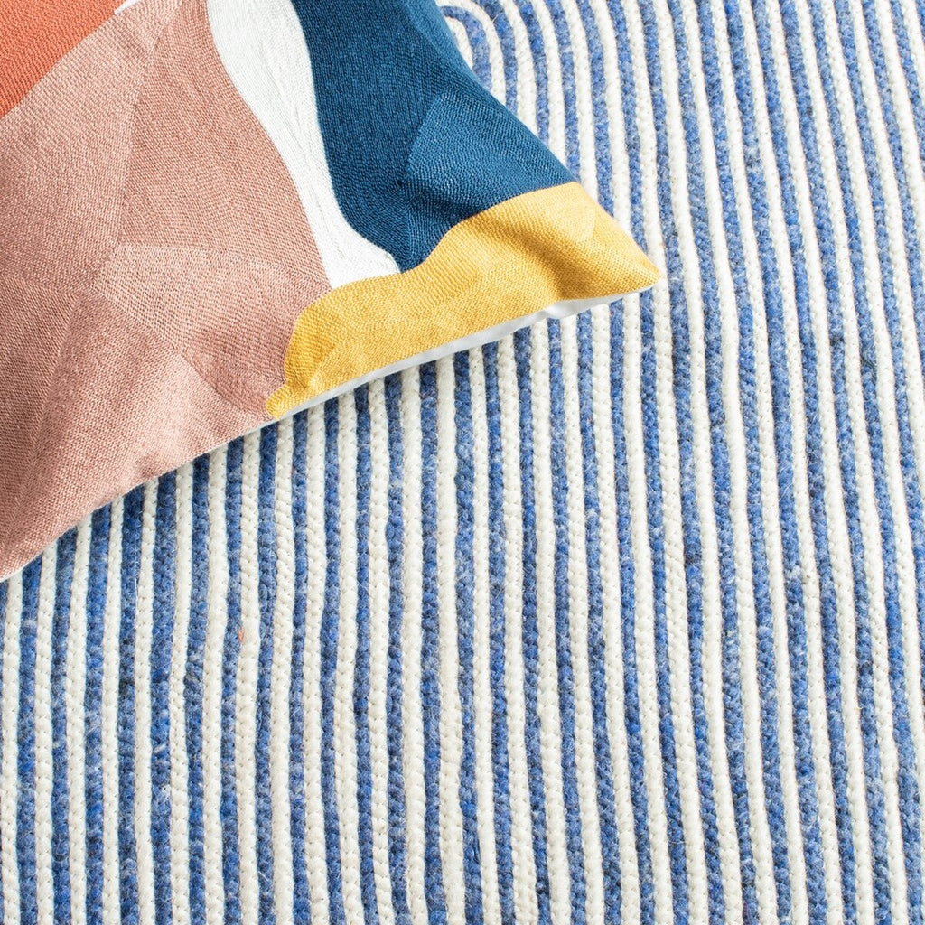 safavieh clearance braided brd904n navy rug