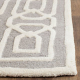 Safavieh Clearance Cambridge CAM570D Silver Rug