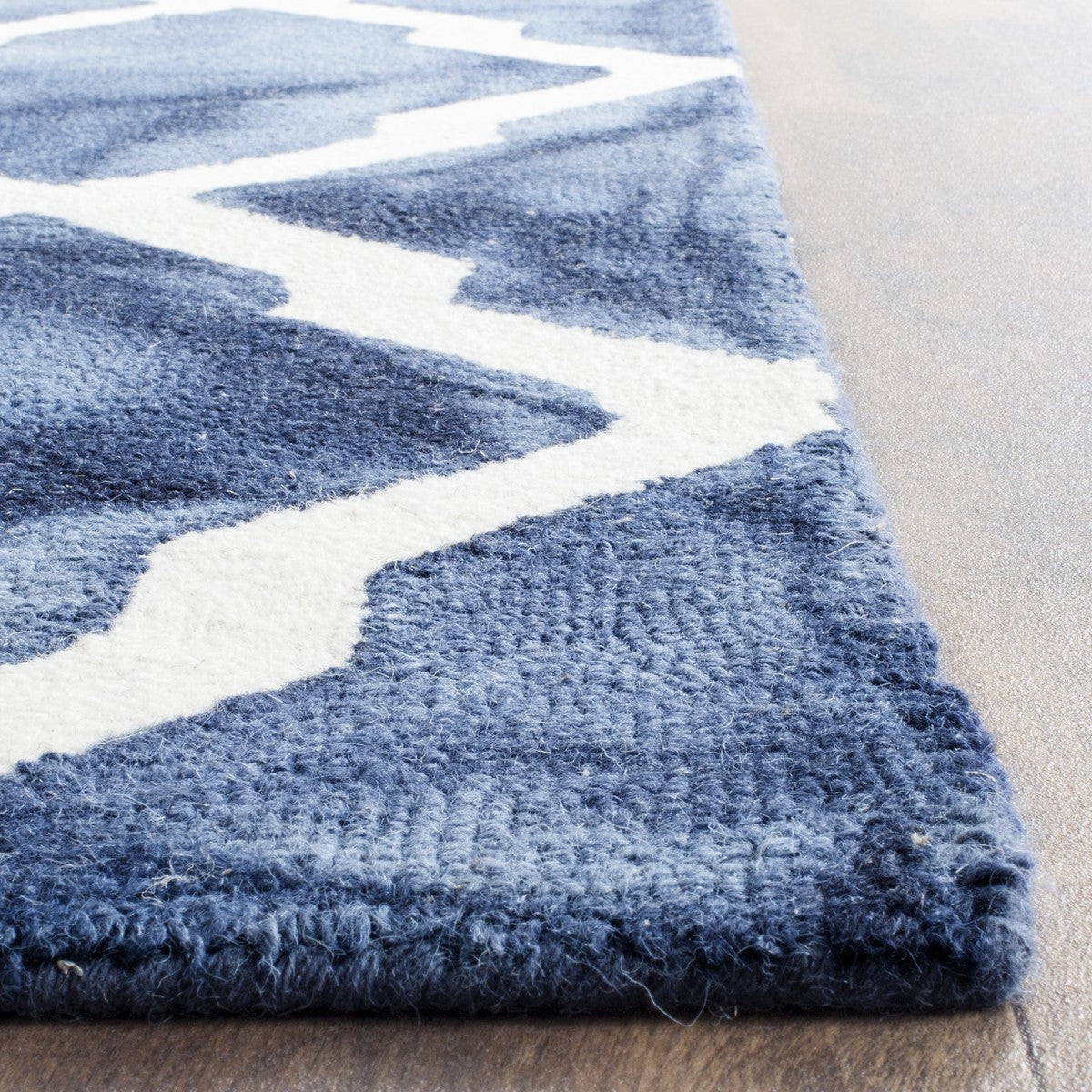 Safavieh Clearance Dip Dye DDY540N Navy Rug