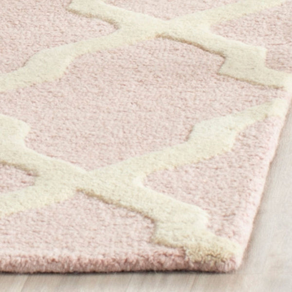 Safavieh Clearance Cambridge CAM121M Light Pink Rug