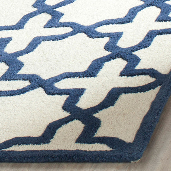Safavieh Clearance Cambridge CAM125Z Ivory Rug