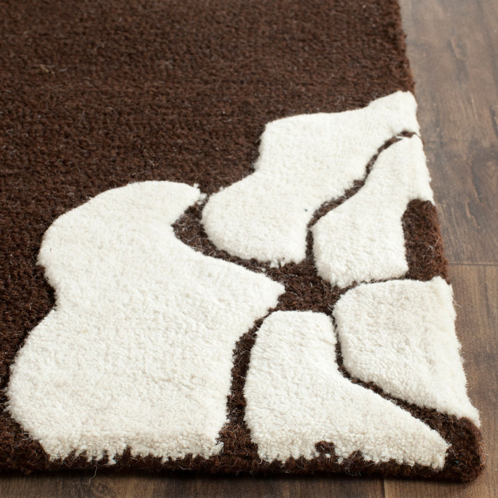Safavieh Clearance Cambridge CAM782R Brown Rug