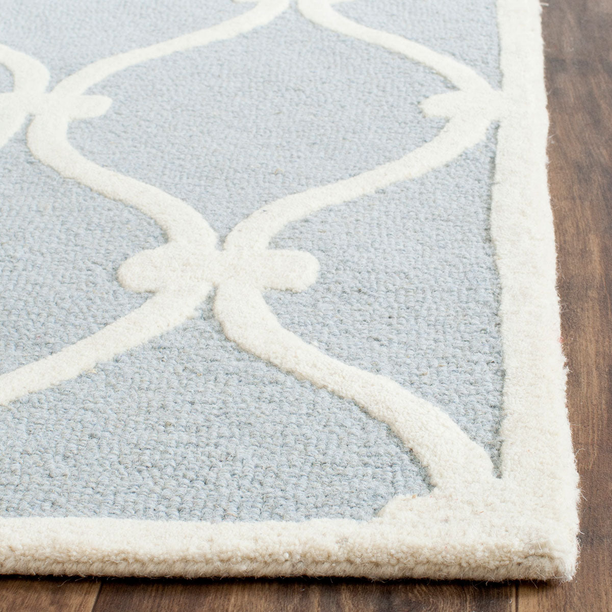 Safavieh Clearance Cambridge CAM710B Blue Rug
