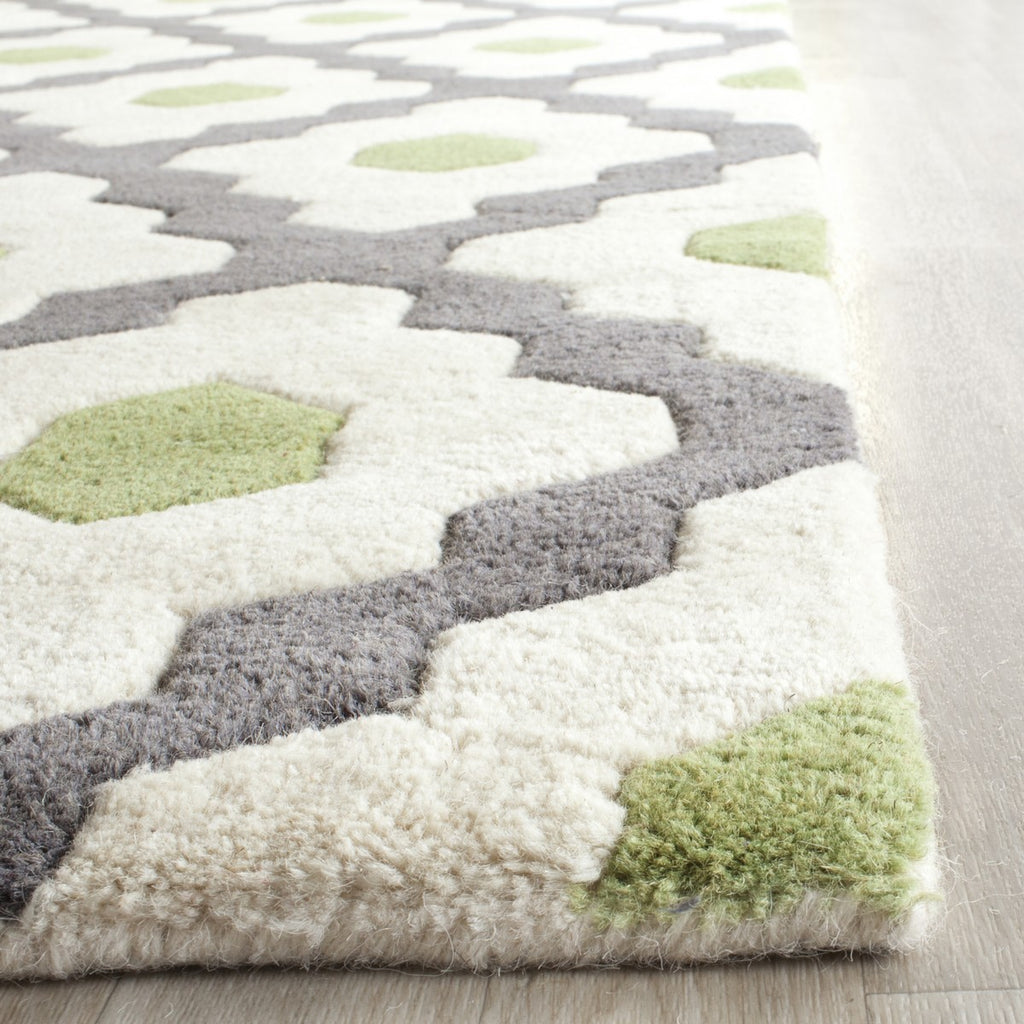 Safavieh Clearance Chatham CHT748K Dark Grey Rug