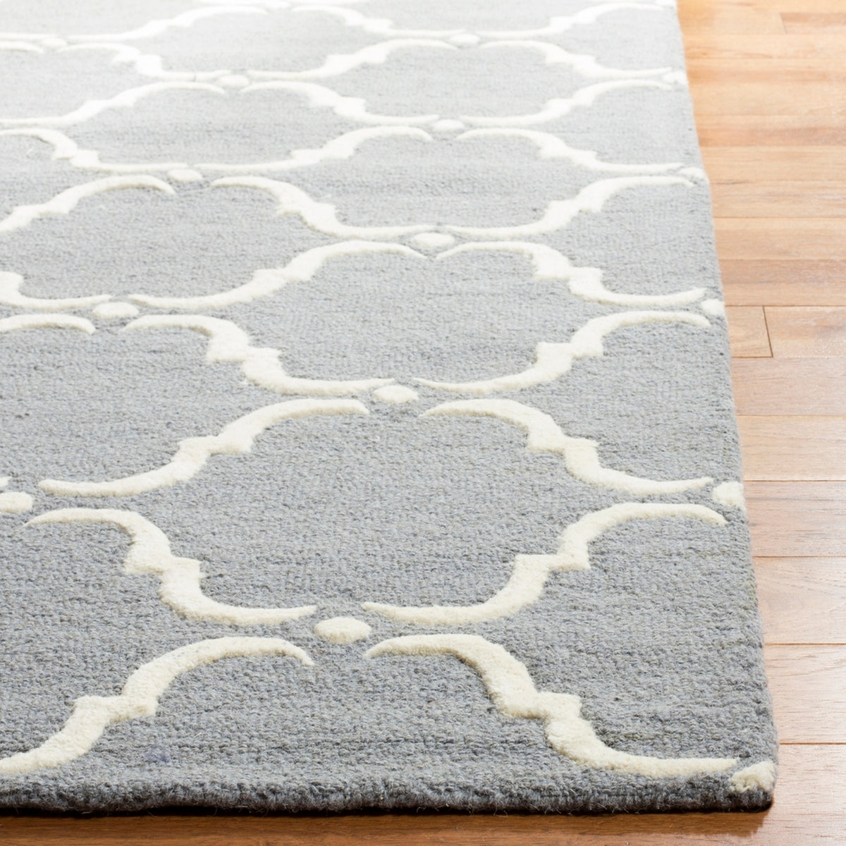 Safavieh Clearance Cambridge CAM703D Grey Rug