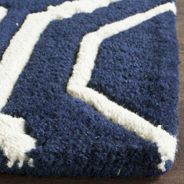 Safavieh Clearance Chatham CHT731C Dark Blue Rug