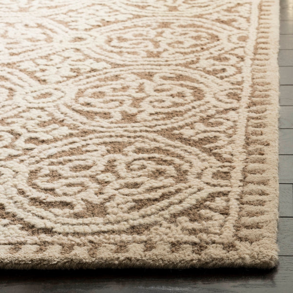 Safavieh Clearance Cambridge CAM232A Brown Rug