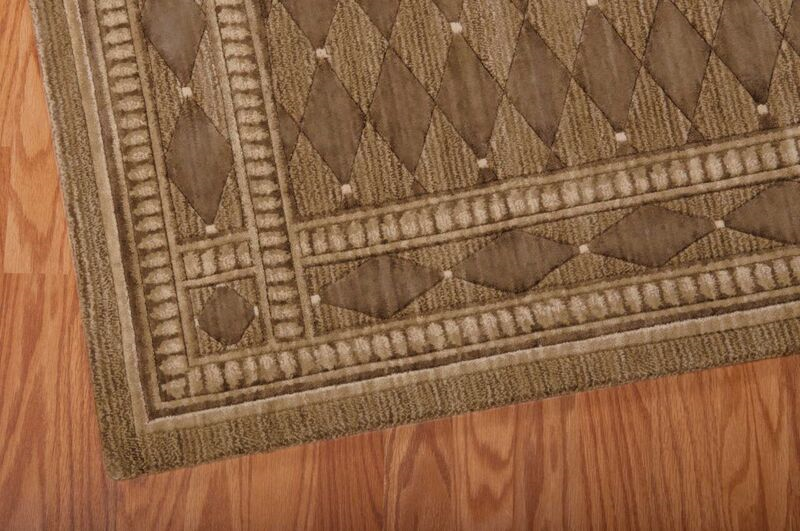 Nourison Clearance Cosmopolitan CS94 Chocolate Rug