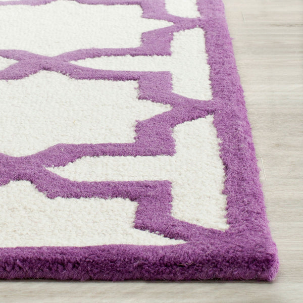 Safavieh Clearance Cambridge CAM125V Ivory Rug