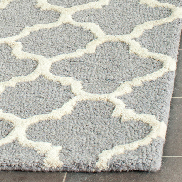 Safavieh Clearance Cambridge CAM130D Silver Rug